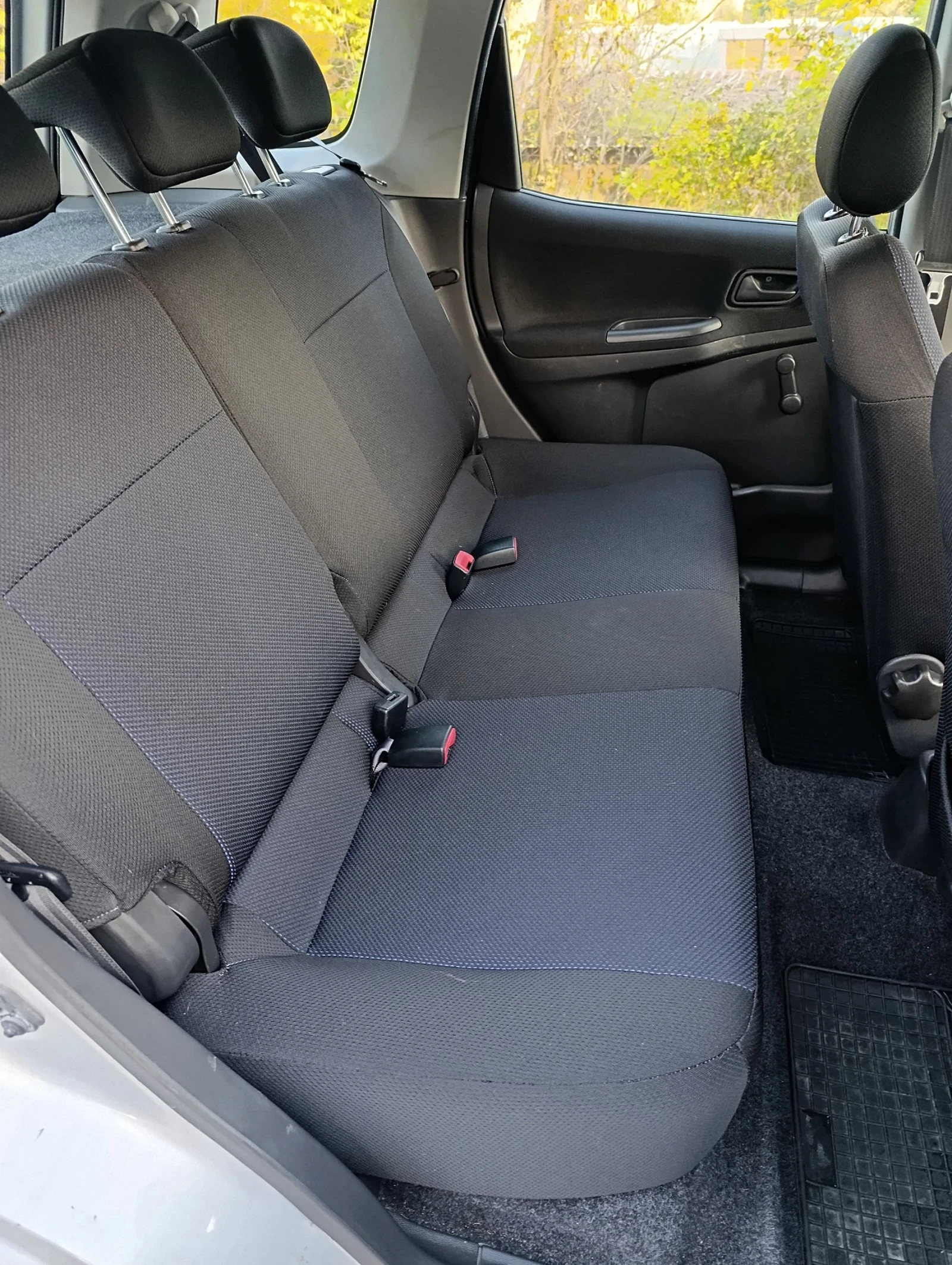 Subaru Justy 4х4 - изображение 8