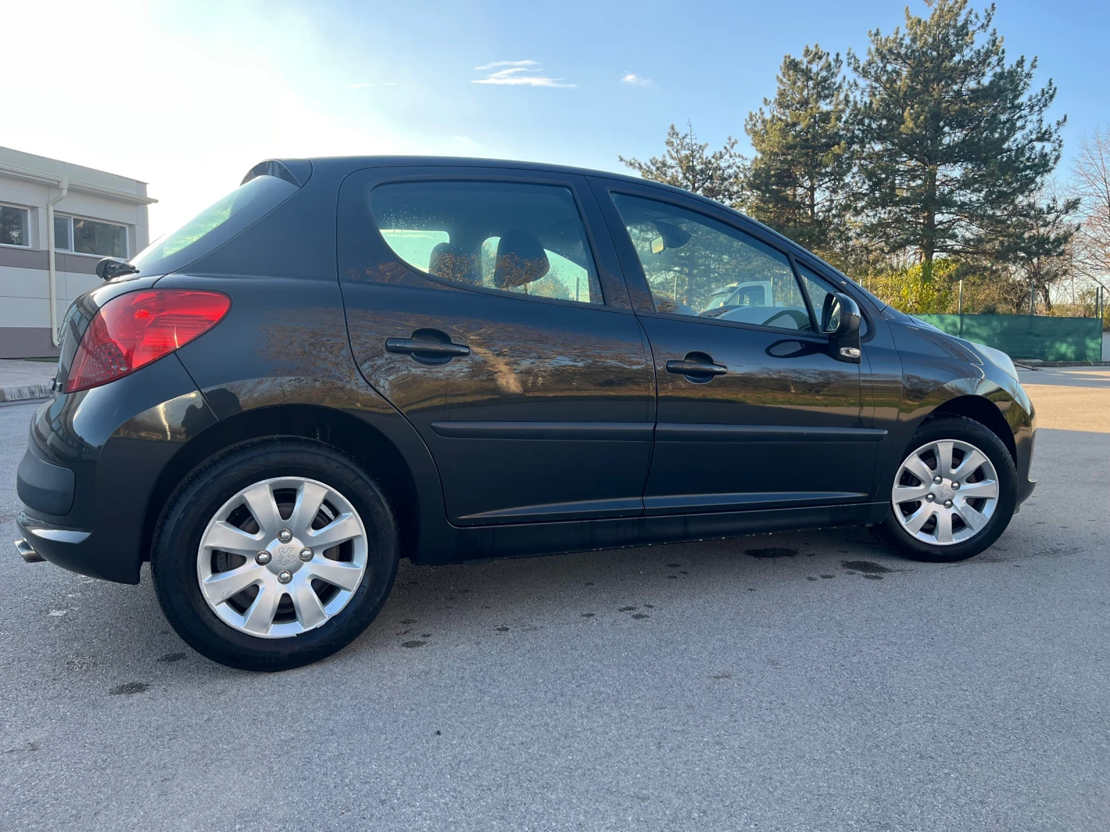 Peugeot 207 1.4 - изображение 6