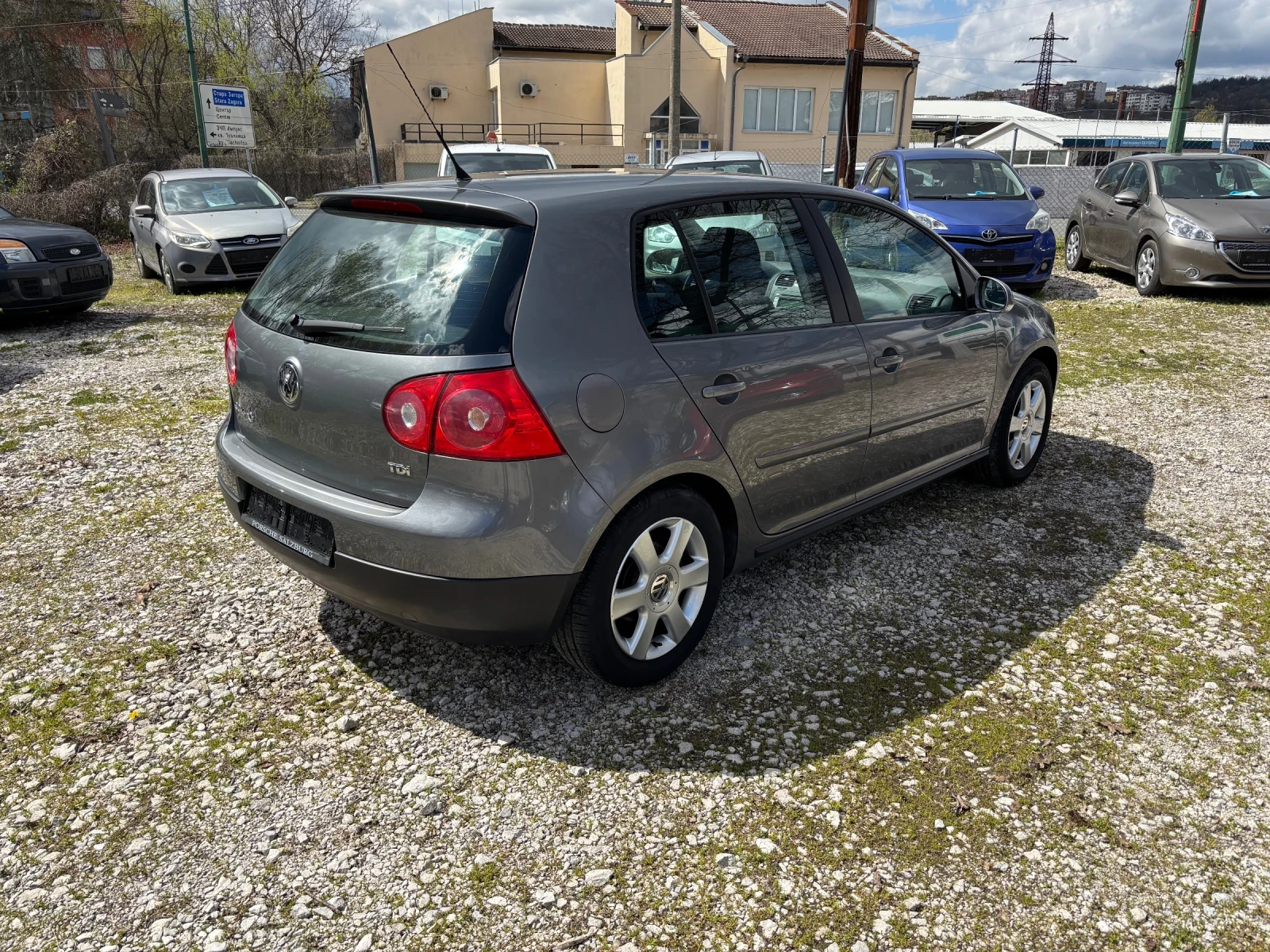 VW Golf 1.9tdi 90к.с., снимка 6 - Автомобили и джипове - 54162997