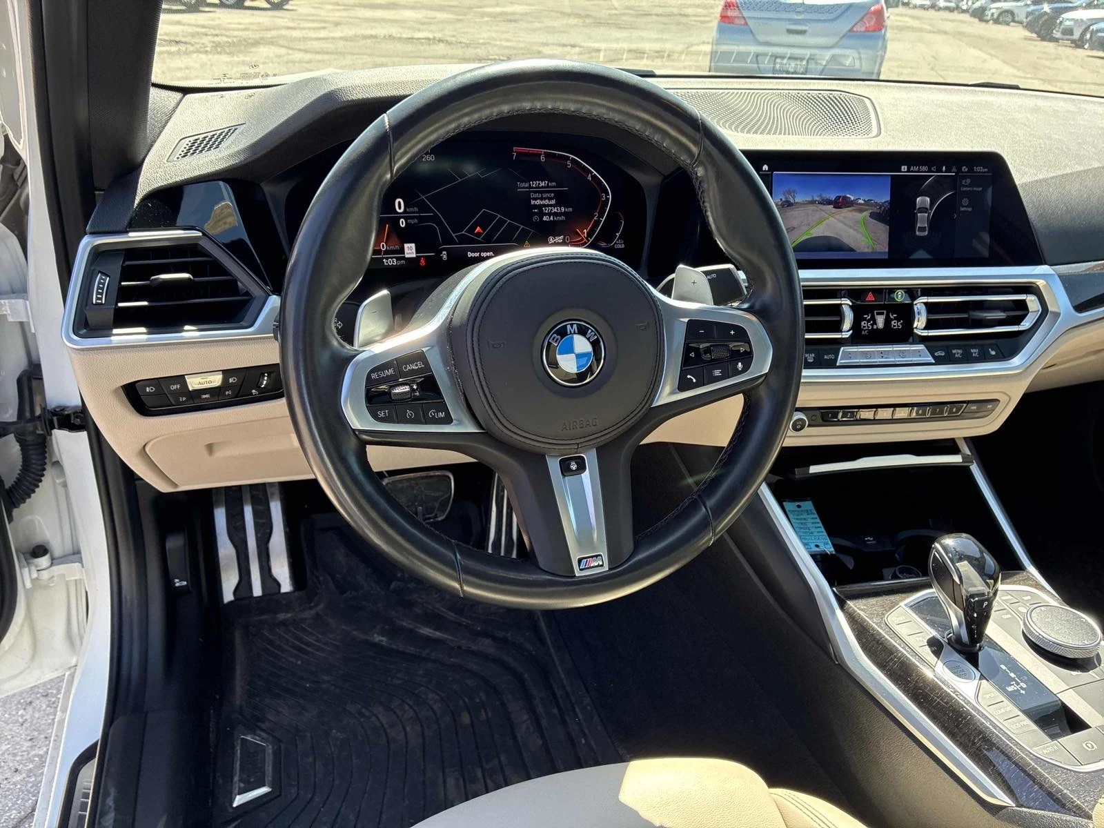 BMW 330 X-Drive* M-Pack* Digital* Distronic, снимка 8 - Автомобили и джипове - 54244834