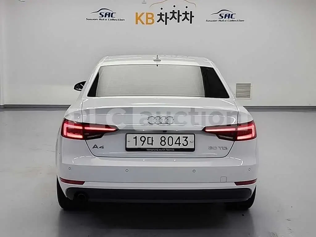 Audi A4 30TDI| CAM| DIGITAL| PANO| �������| ���.��������� | Mobile.bg � ����������� 4