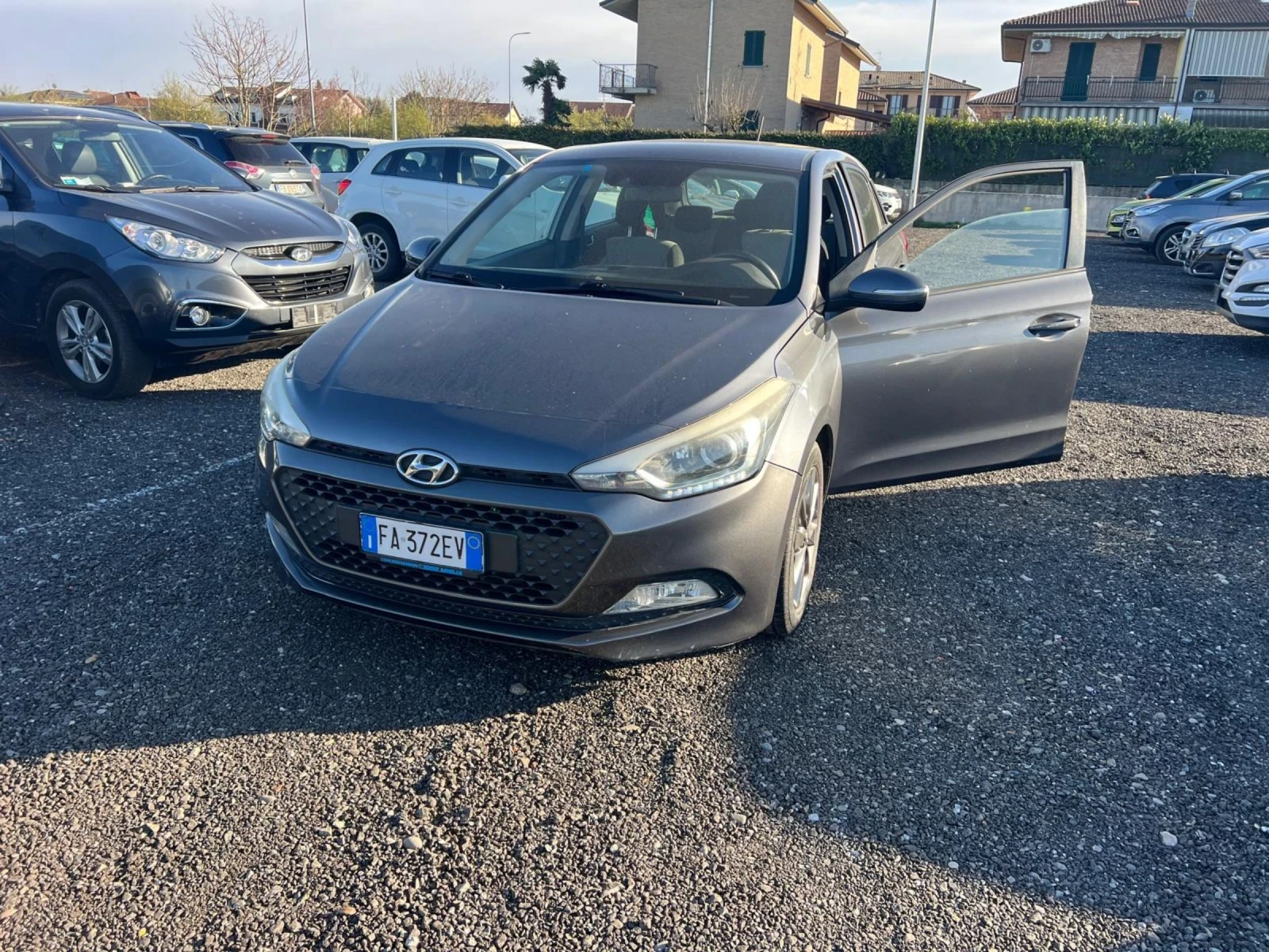 Hyundai I20 1.1 crdi, снимка 14 - Автомобили и джипове - 54634220