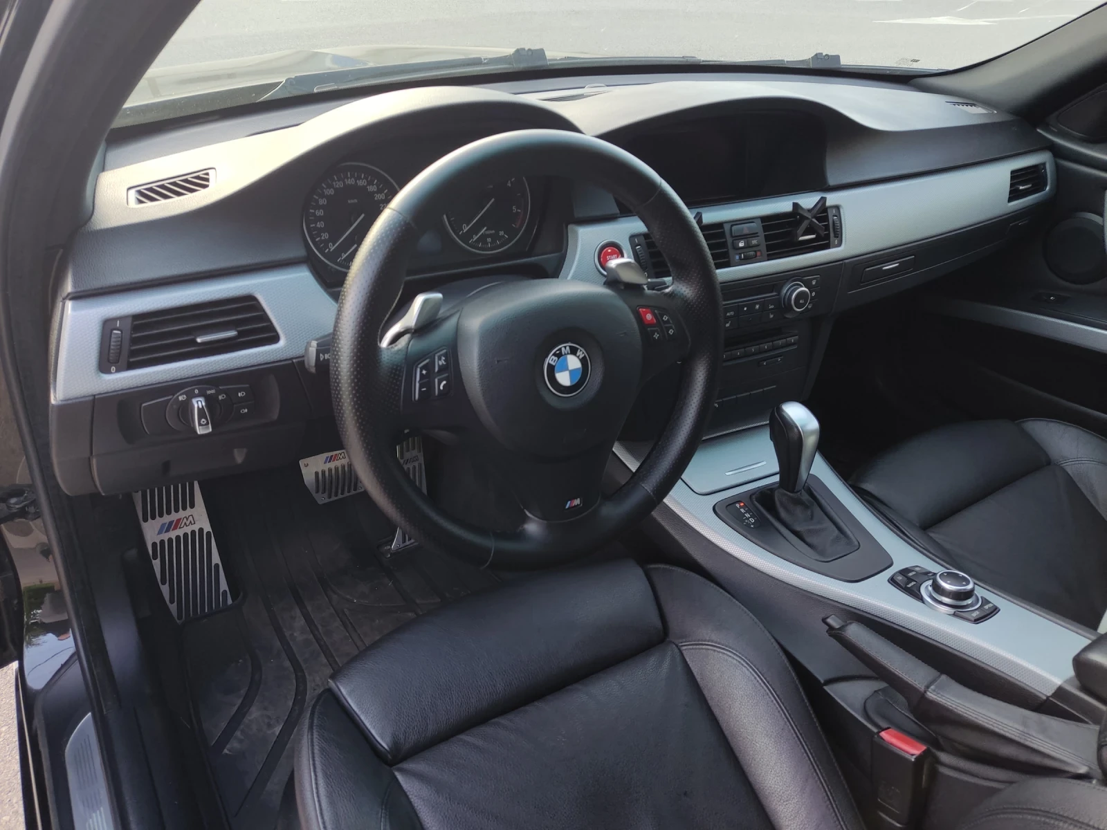 BMW 335 E91, снимка 15 - Автомобили и джипове - 54835366