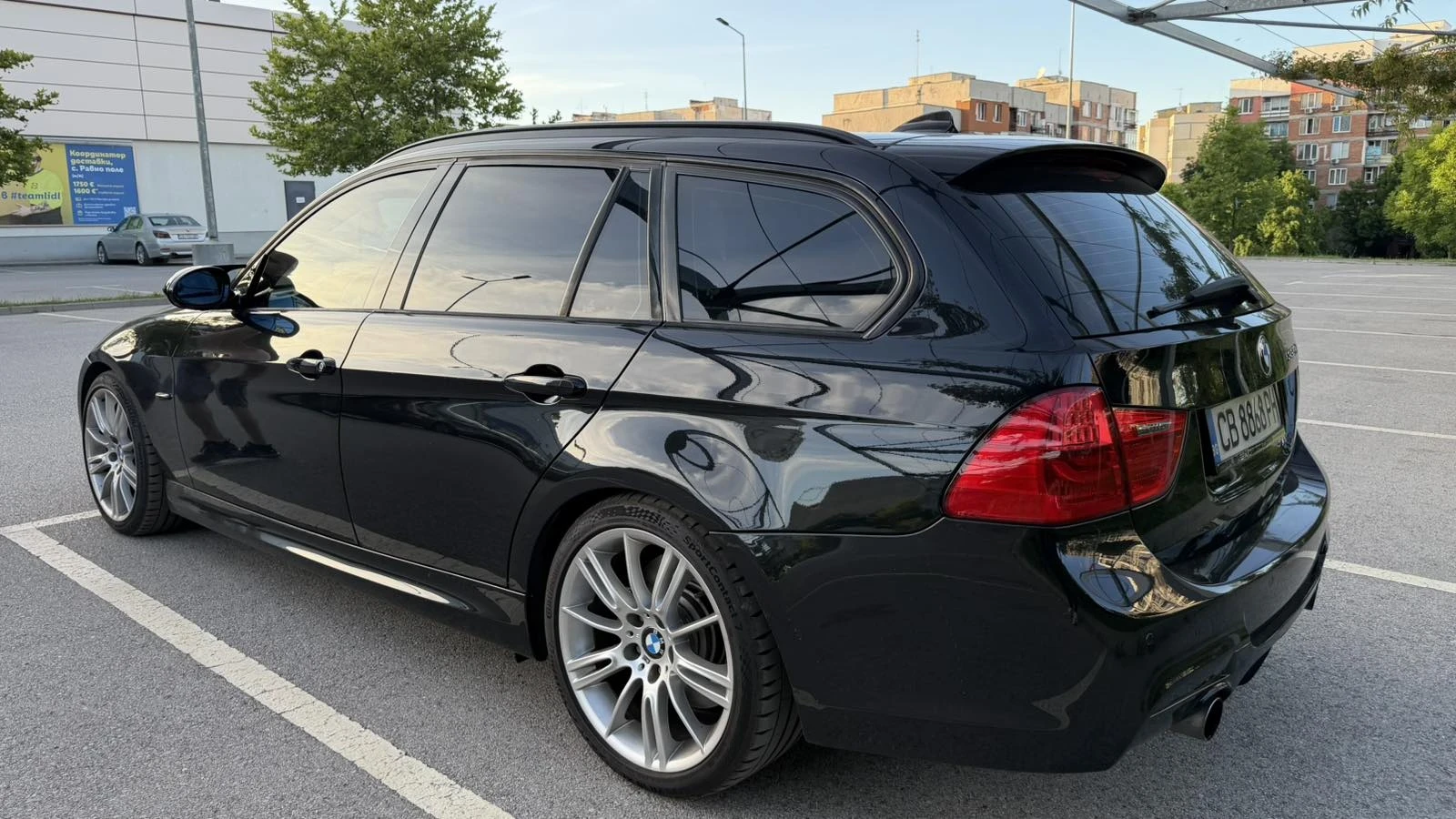 BMW 335 E91, снимка 5 - Автомобили и джипове - 54835366