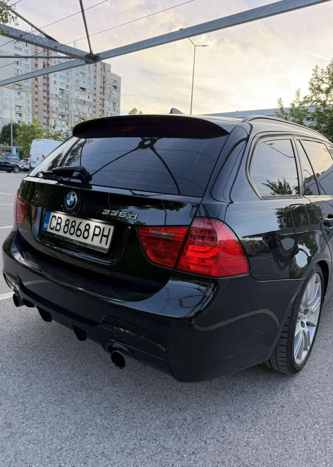BMW 335 E91, снимка 6 - Автомобили и джипове - 54835366