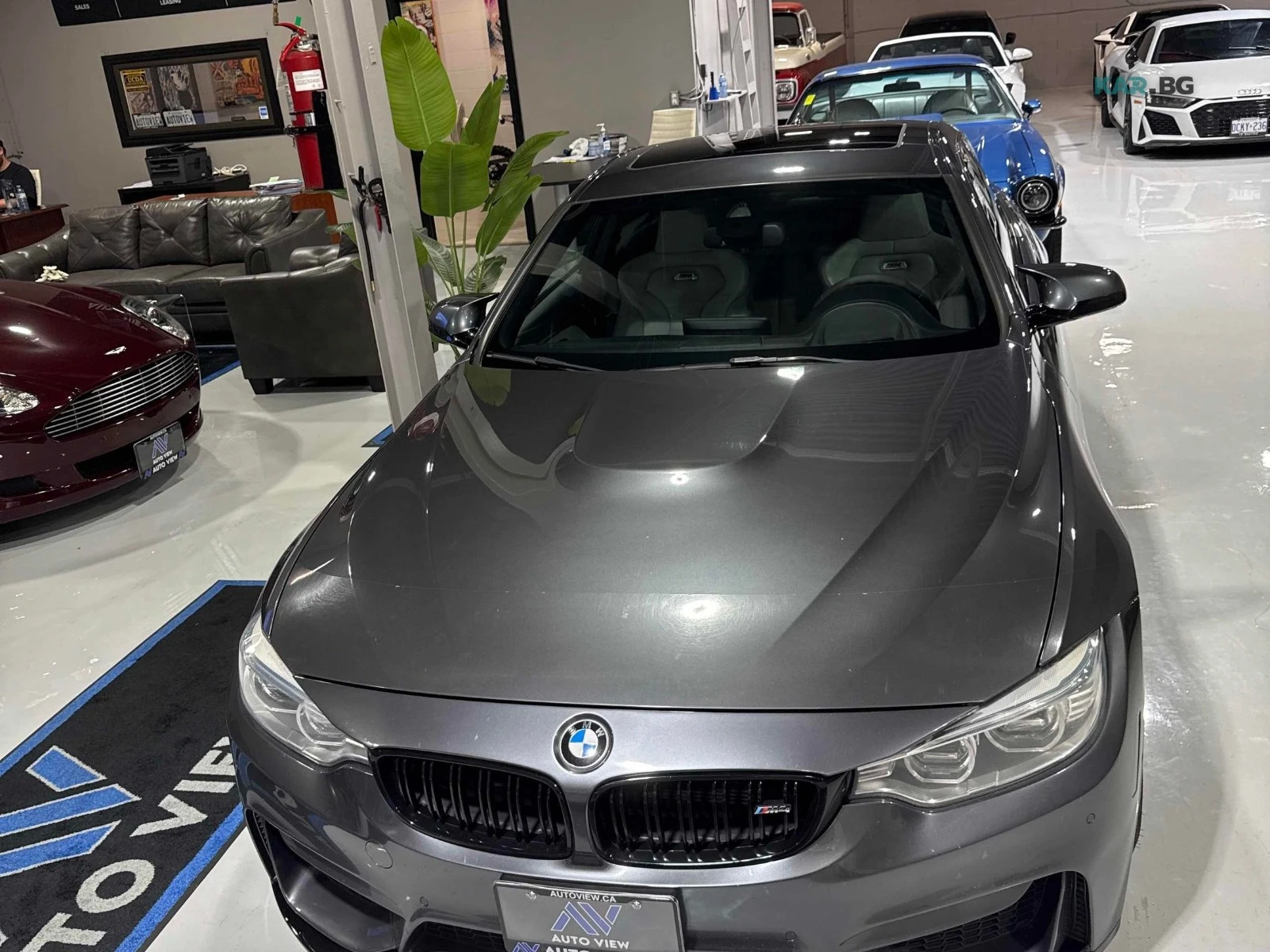 BMW M4 Individual Автокредит Цена до България, снимка 2 - Автомобили и джипове - 55278687