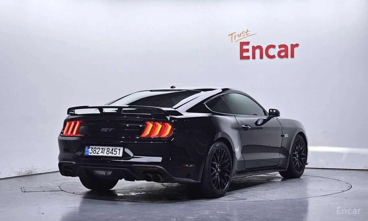 Ford Mustang GT* 5.0* V8* ПОДГРЕВ* ОБДУХВАНЕ* КАМЕРА* КЕЙЛЕС* , снимка 2 - Автомобили и джипове - 55318684