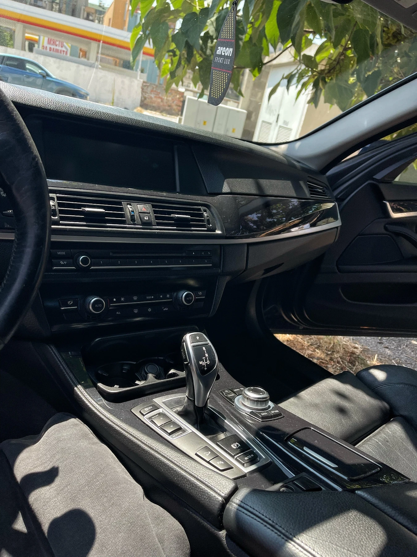 BMW 530 F11 XDRIVE, снимка 11 - Автомобили и джипове - 55338269