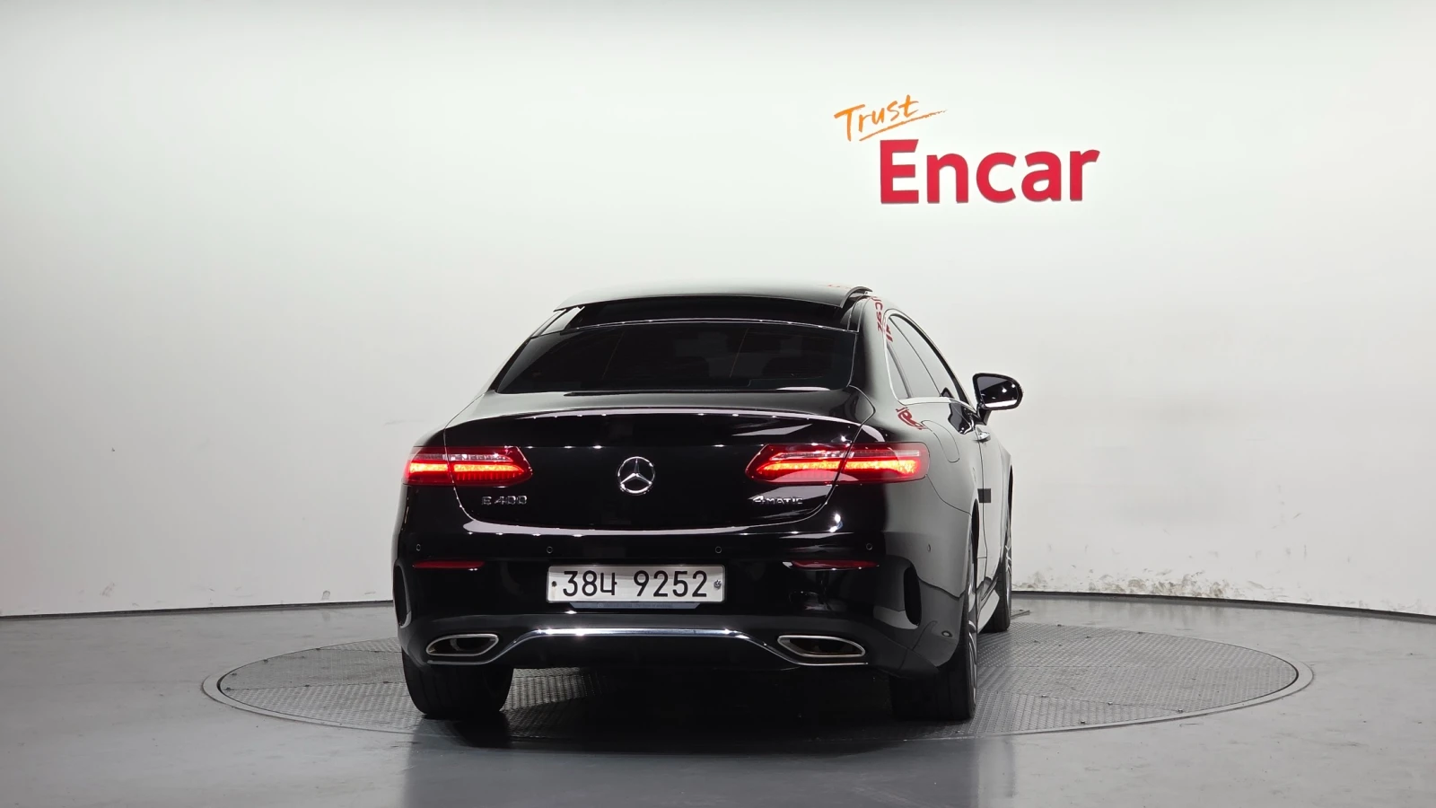 Mercedes-Benz E 400 4MATIC Coupe | Mobile.bg � ����������� 4