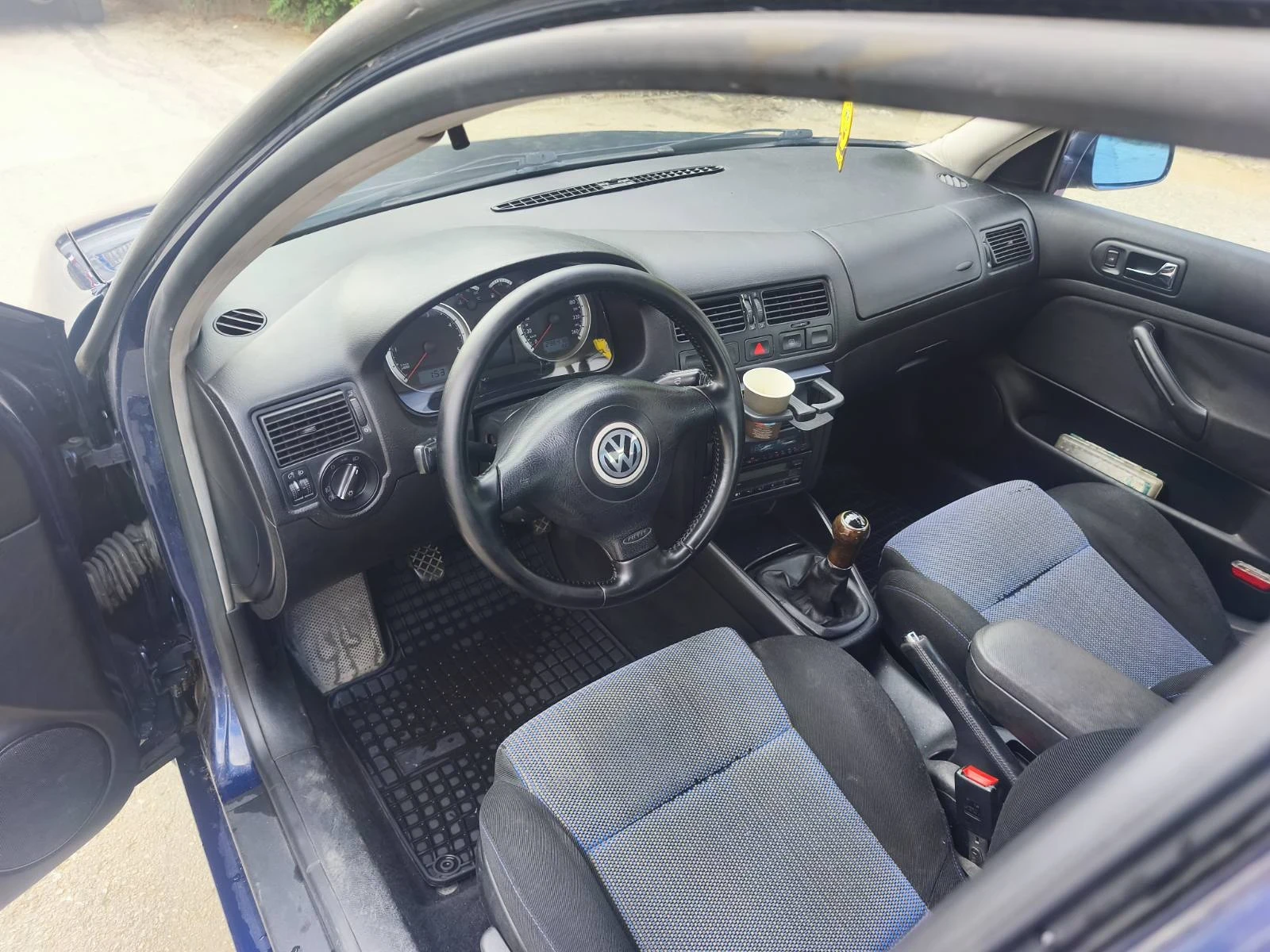 VW Bora, снимка 6 - Автомобили и джипове - 55606153