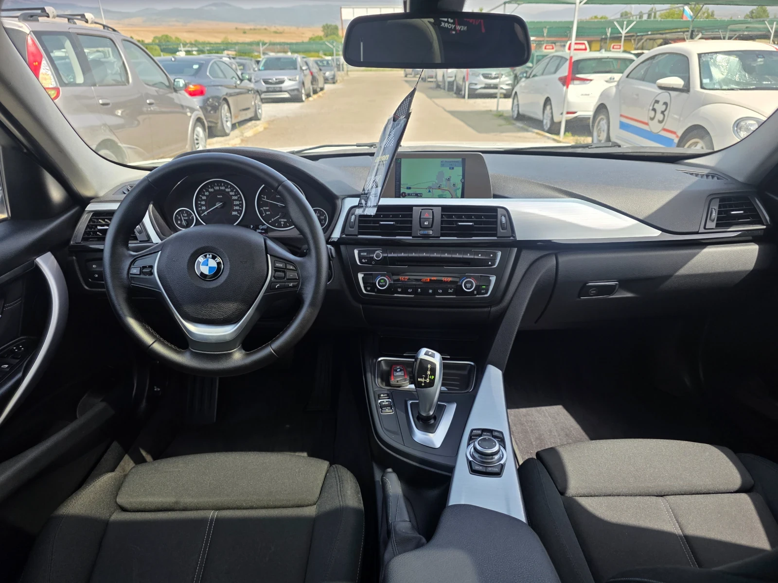BMW 320 d xDrive, снимка 14 - Автомобили и джипове - 55871609