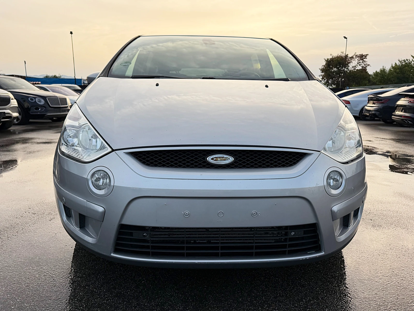Ford S-Max AVTOMATIK-NAVI-KLIMATRONIK-GERMANIA !!!