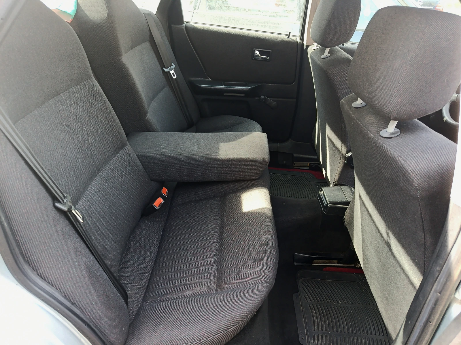 Audi 80 1.8S, снимка 16 - Автомобили и джипове - 55899093