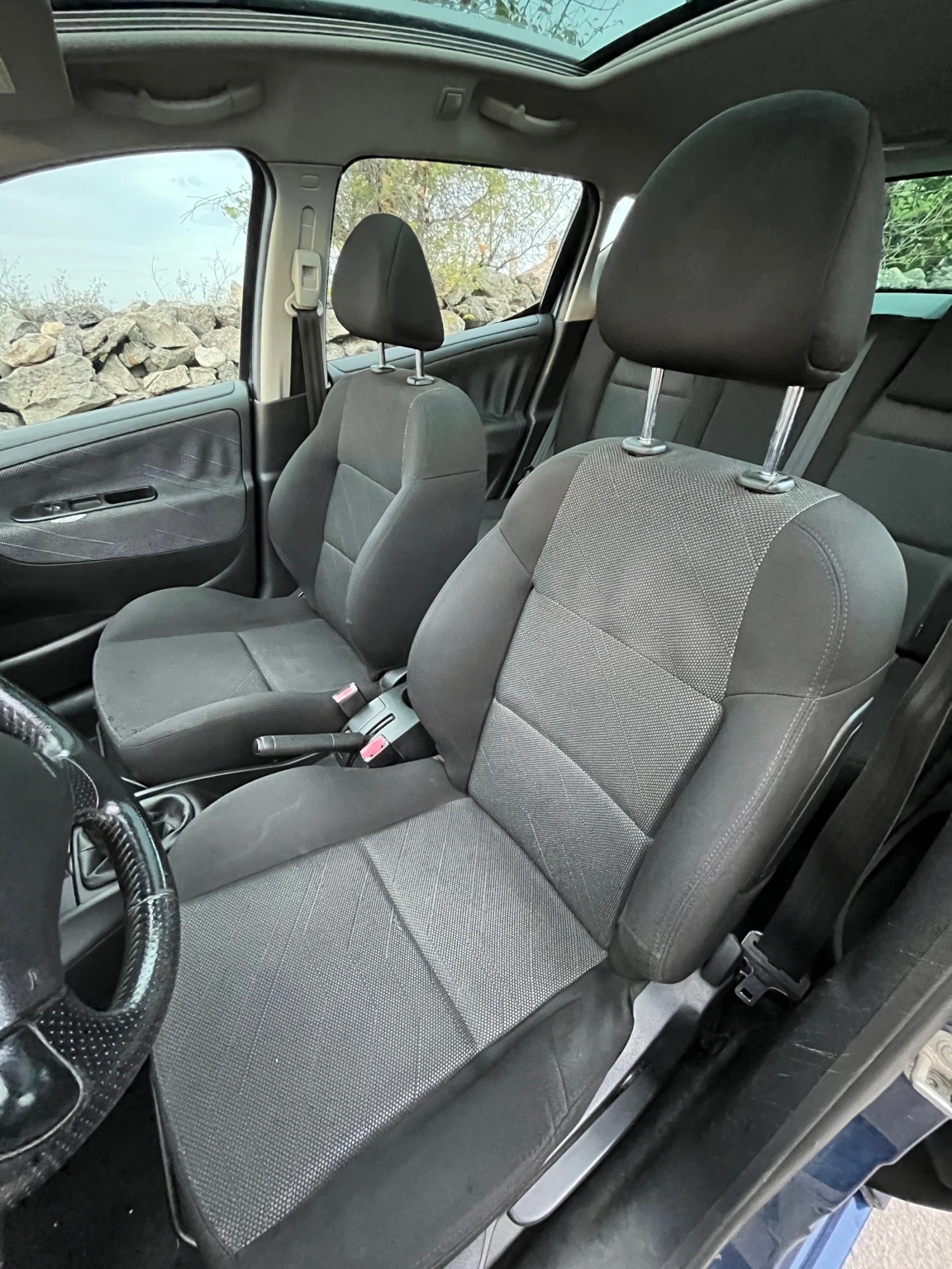 Peugeot 207 1.4 VTi, снимка 13 - Автомобили и джипове - 56201609
