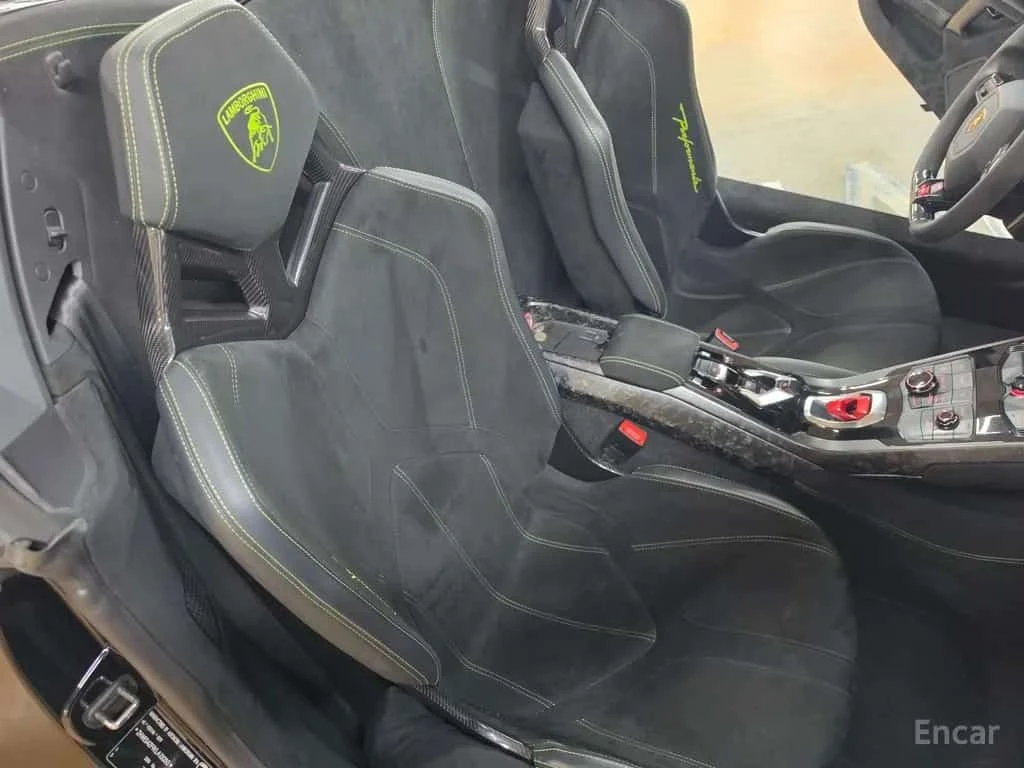 Lamborghini Huracan LP640 4 Spyder Performante | ЦЕНА ДО БЪЛГАРИЯ, снимка 7 - Автомобили и джипове - 56213215