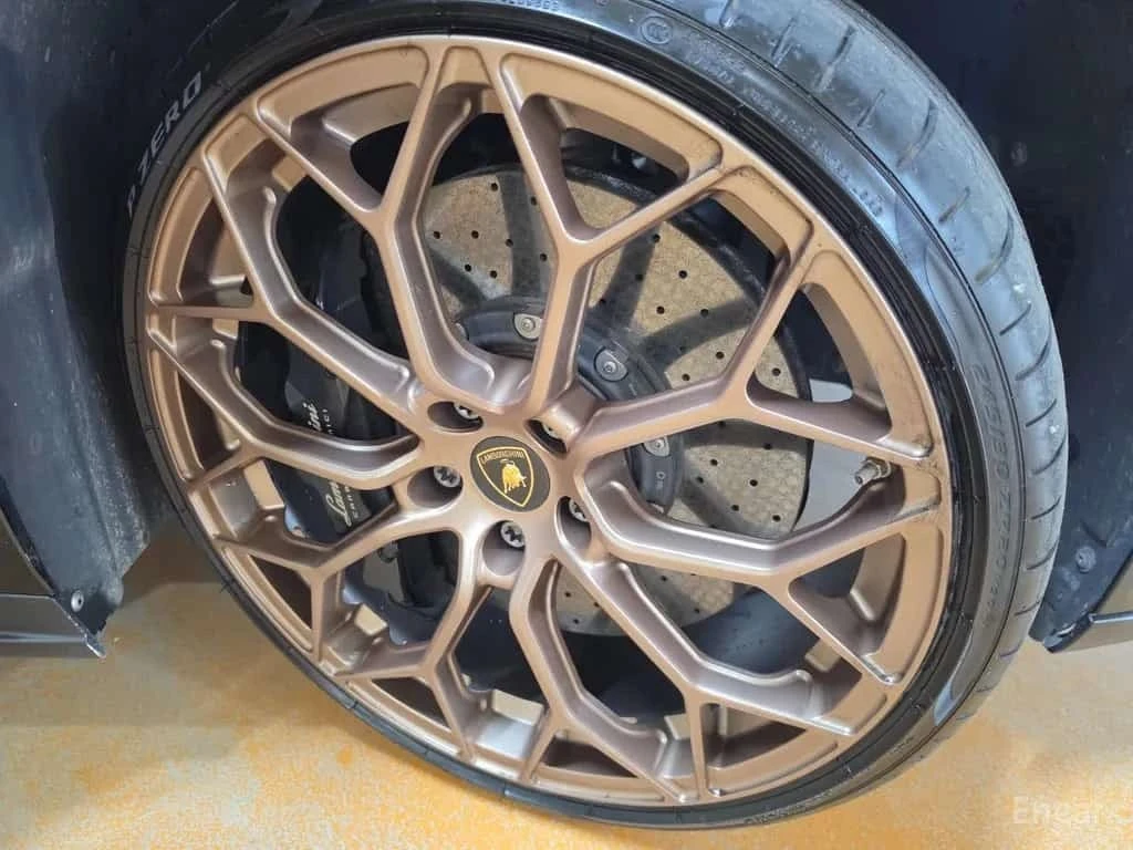 Lamborghini Huracan LP640 4 Spyder Performante | ЦЕНА ДО БЪЛГАРИЯ, снимка 5 - Автомобили и джипове - 56213215