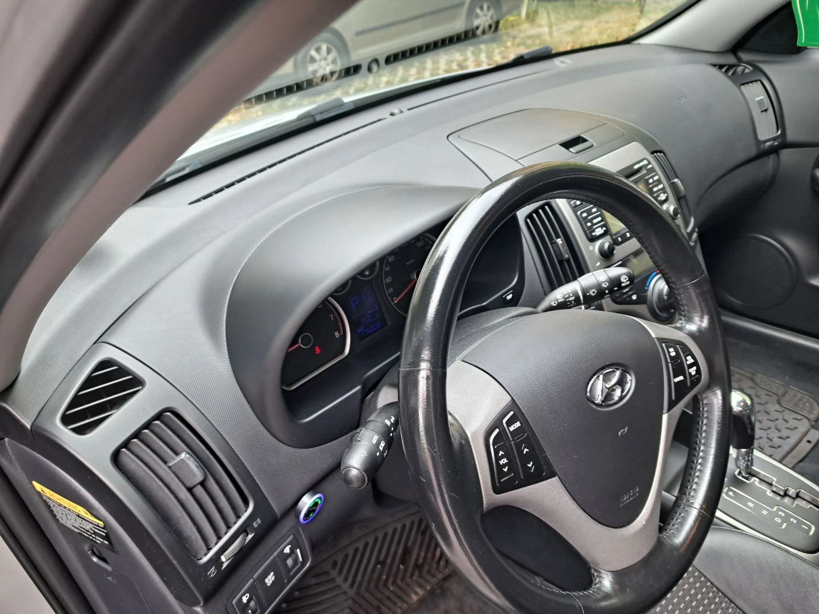 Hyundai I30 2.0 Газова уредба, снимка 7 - Автомобили и джипове - 56630404