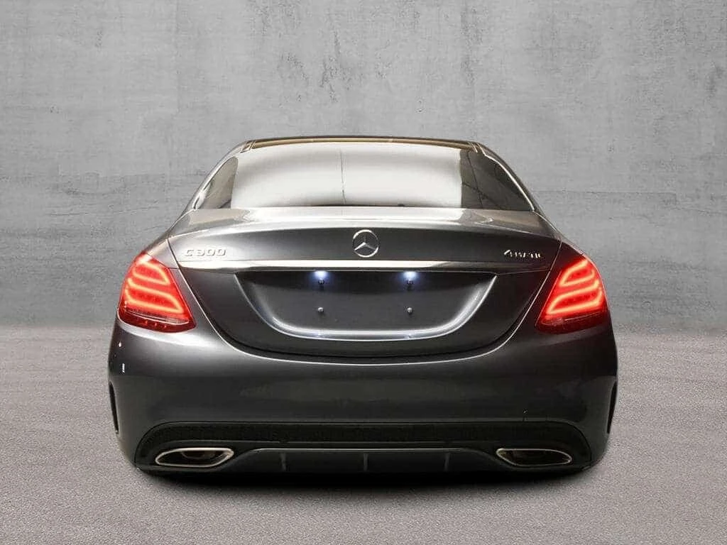Mercedes-Benz C 300 * Refined Luxury Meets Sporty Performance * CARFAX | Mobile.bg � ����������� 5