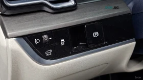 Kia Sportage SIGNATURE/2.0LPG/DRIVE-ASSISTS/PREMIUM INTERIOR, снимка 14