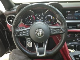 Alfa Romeo Stelvio 2.0T * TI SPORT * RED INTERIOR * CARFAX * , снимка 9
