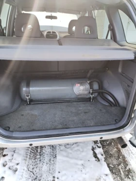 Toyota Rav4 - 5950 € / 11637.19 лв. - 90263574 4