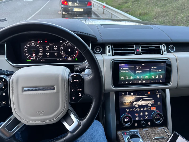 Land Rover Range rover, снимка 10 - Автомобили и джипове - 52126355