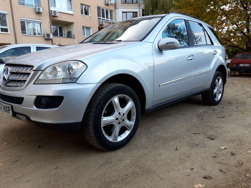 Mercedes-Benz ML 280 Mercedes ML 280 4 matic, снимка 3 - Автомобили и джипове - 52078660