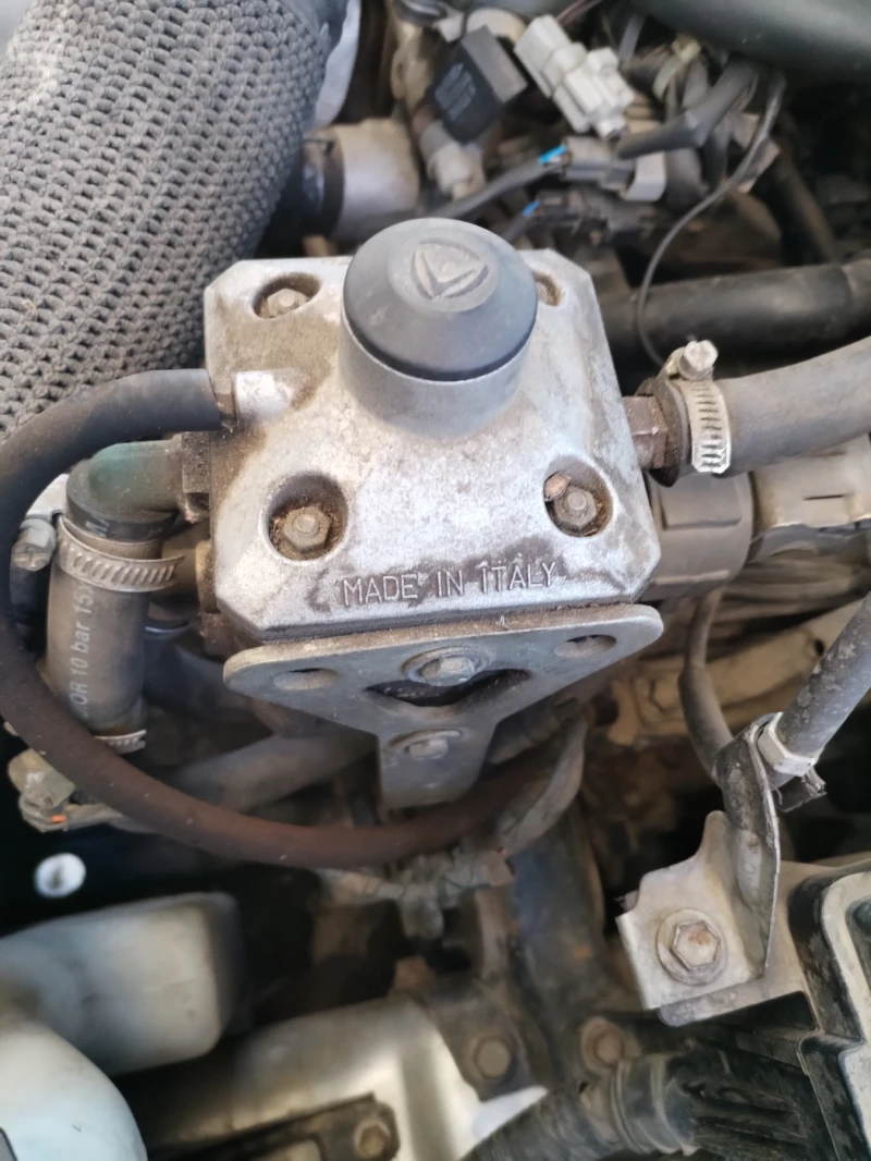 Toyota Rav4, снимка 5 - Автомобили и джипове - 53134744