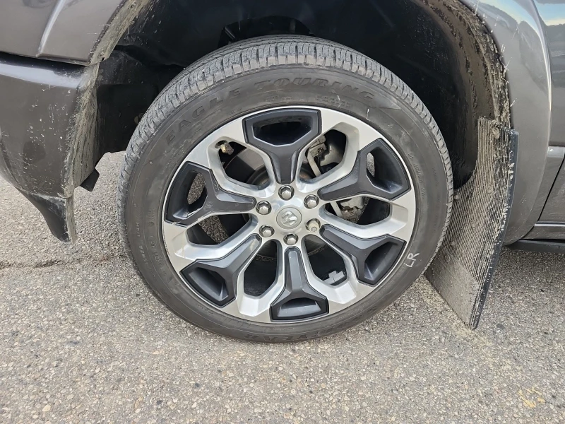 Dodge RAM 1500 LIMITED * Aвтокредит* * Сервизна история* , снимка 16 - Автомобили и джипове - 53417399