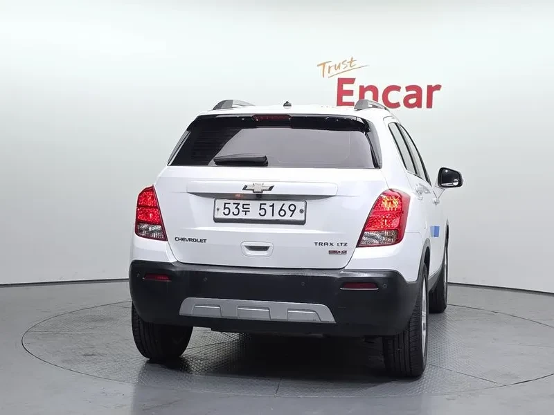 Chevrolet Trax 1.4, снимка 4 - Автомобили и джипове - 54327797