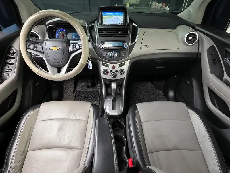 Chevrolet Trax 1.4, снимка 7 - Автомобили и джипове - 54327797