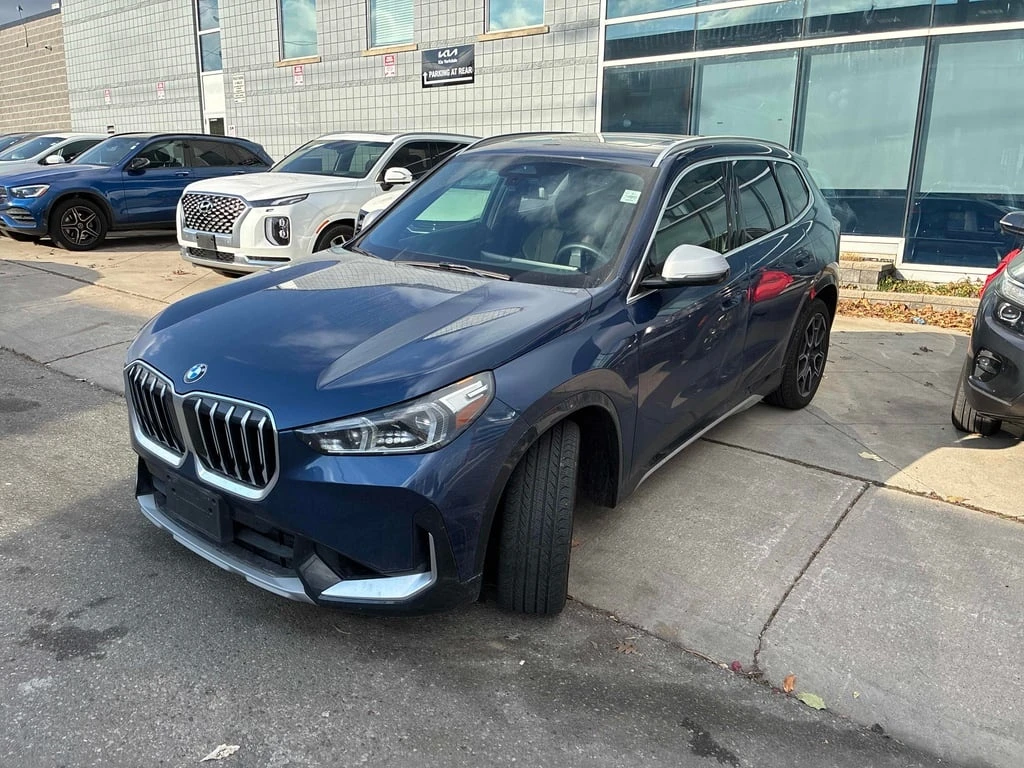 BMW X1 2023 xDrive28i * CARFAX * БЕЗ ПЪРВОНАЧАЛНА ВНОСКА, снимка 1