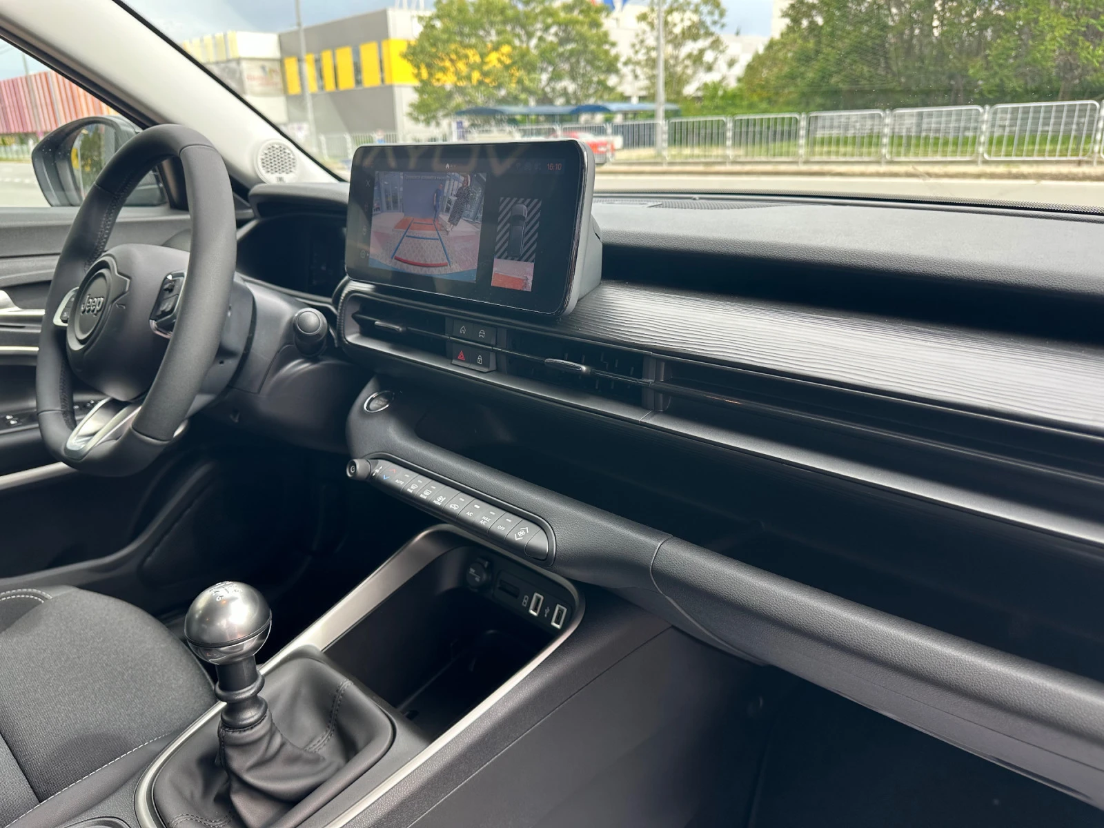 Jeep Avenger New JEEP AVENGER 1.2 Petrol 100 hp | Mobile.bg   11