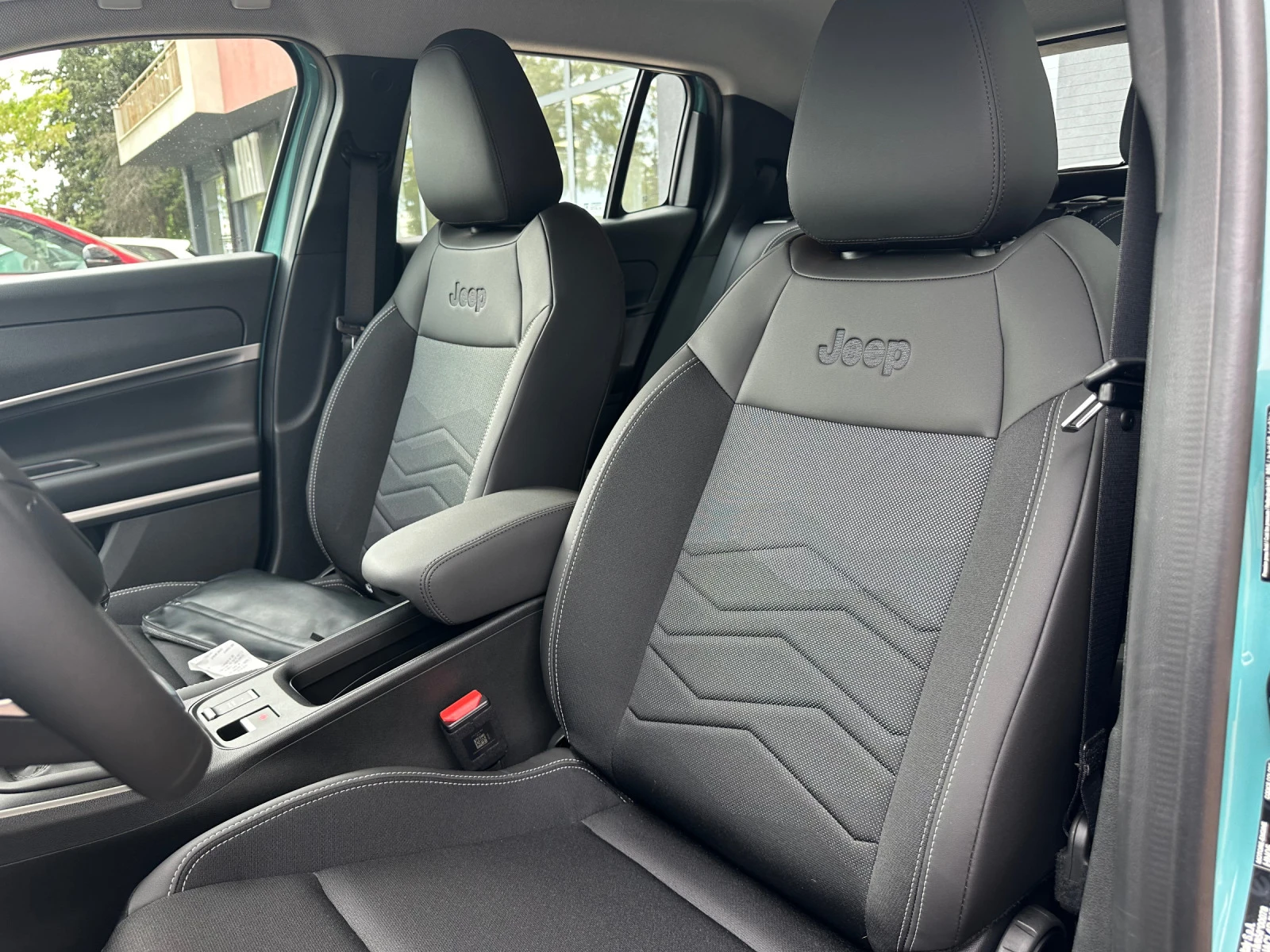 Jeep Avenger New JEEP AVENGER 1.2 Petrol 100 hp | Mobile.bg   16