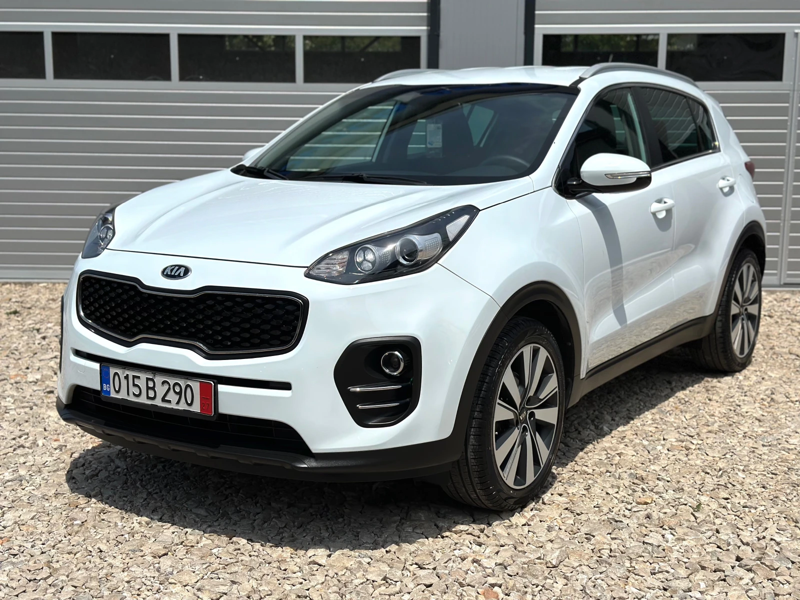 Kia Sportage 1.7CRDI EURO 6 НАВИГАЦИЯ CARPLAY TOP 19  - изображение 3