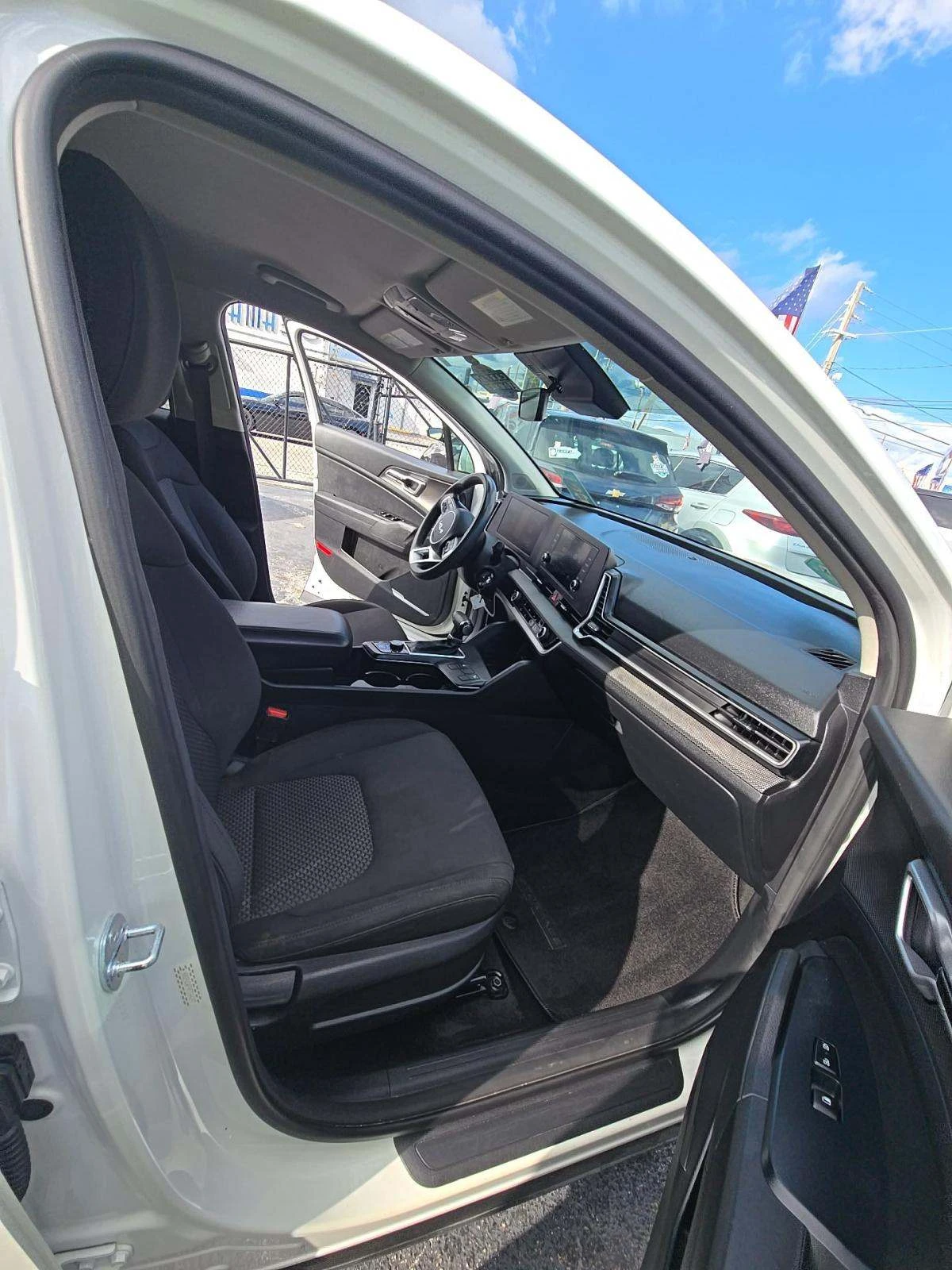 Kia Sportage 2023* LX* DIGITAL* LANE ASSIST* ПОДГРЕВ* КАМЕРА* Б - изображение 8