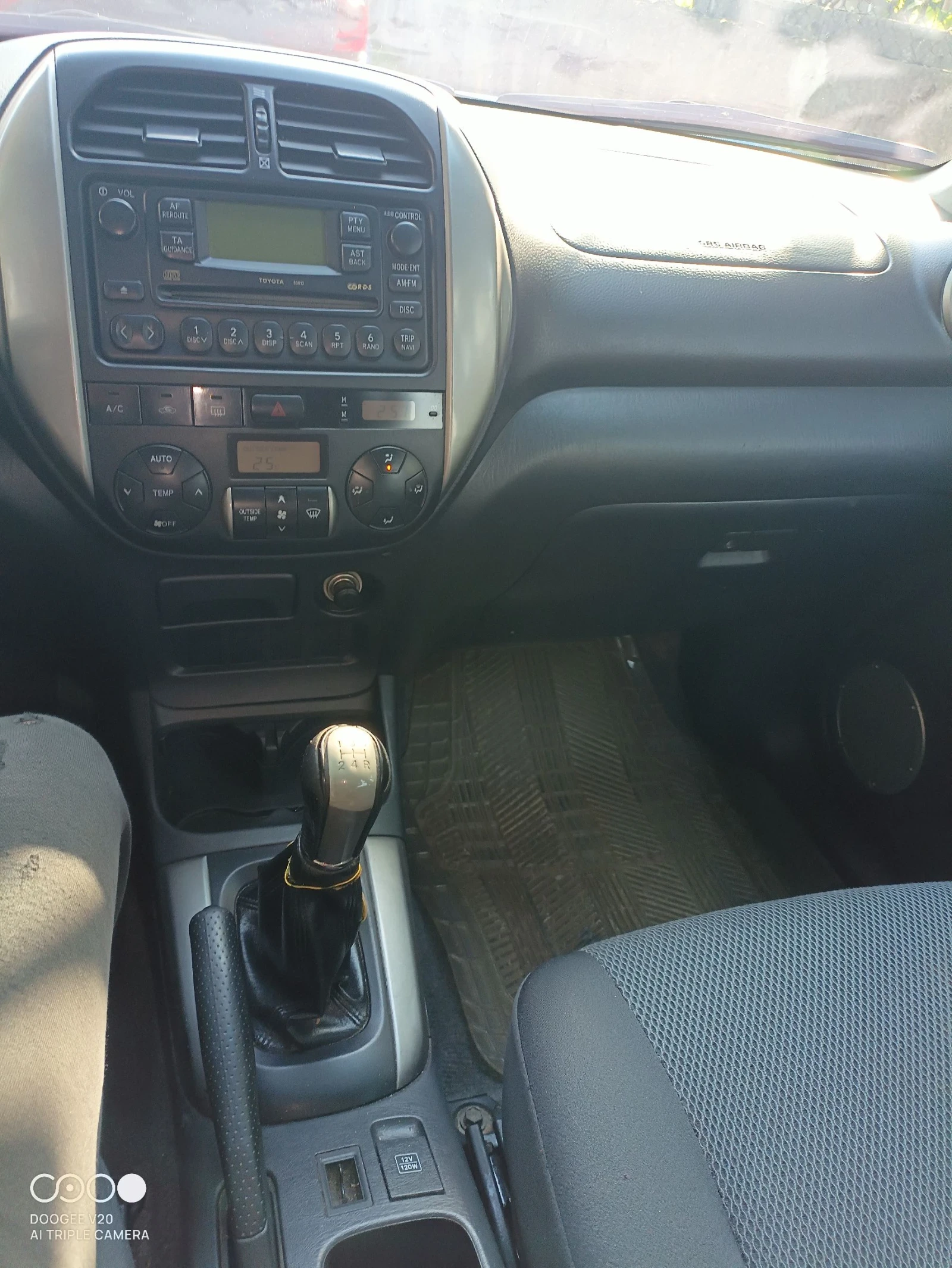 Toyota Rav4, снимка 5 - Автомобили и джипове - 54800214