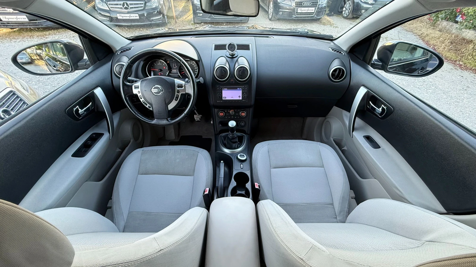 Nissan Qashqai 2.0dci 4Х4 6+ 1М ПАНОРАМА, снимка 9 - Автомобили и джипове - 54856287