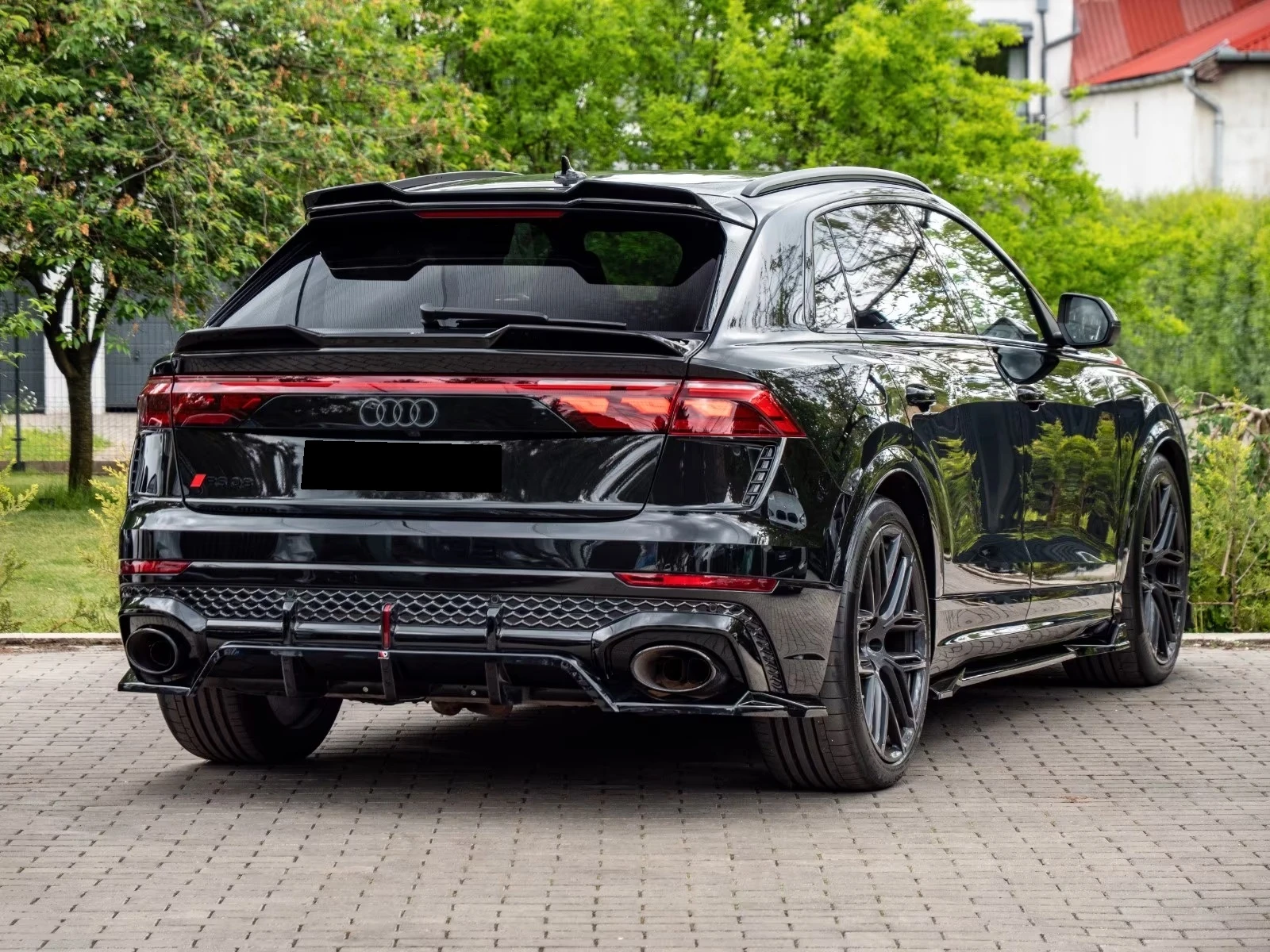 Audi RSQ8 FACELIFT / B&O / MATRIX / HUD / , снимка 6 - Автомобили и джипове - 55056351