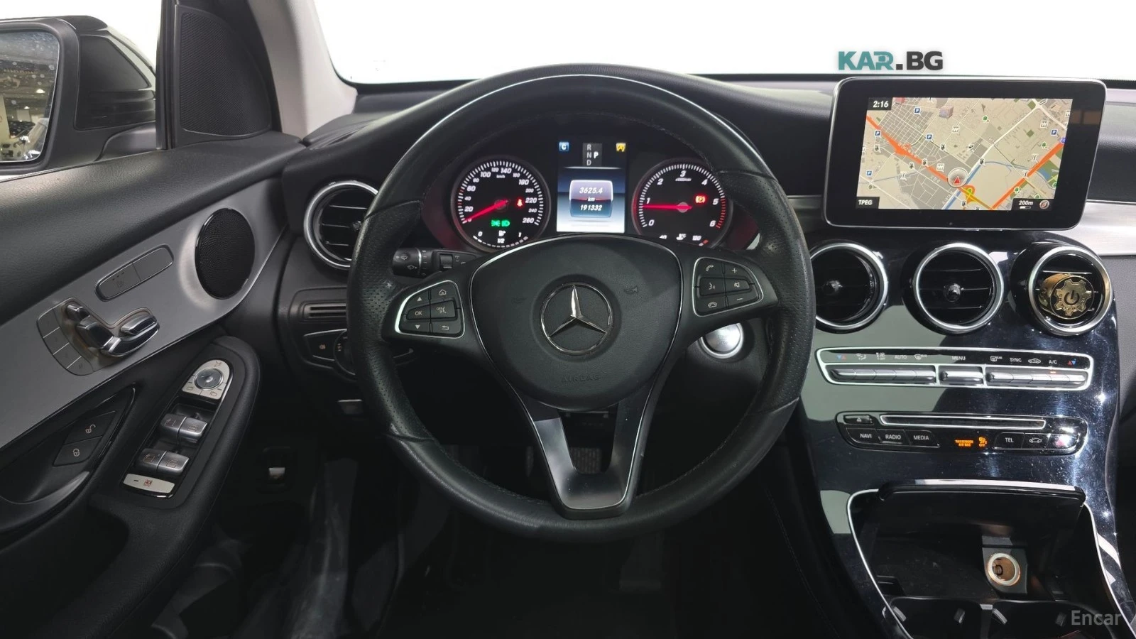 Mercedes-Benz GLC 220d 4MATIC* КОЖА* ПАНО* НАВИ, снимка 12 - Автомобили и джипове - 55064661