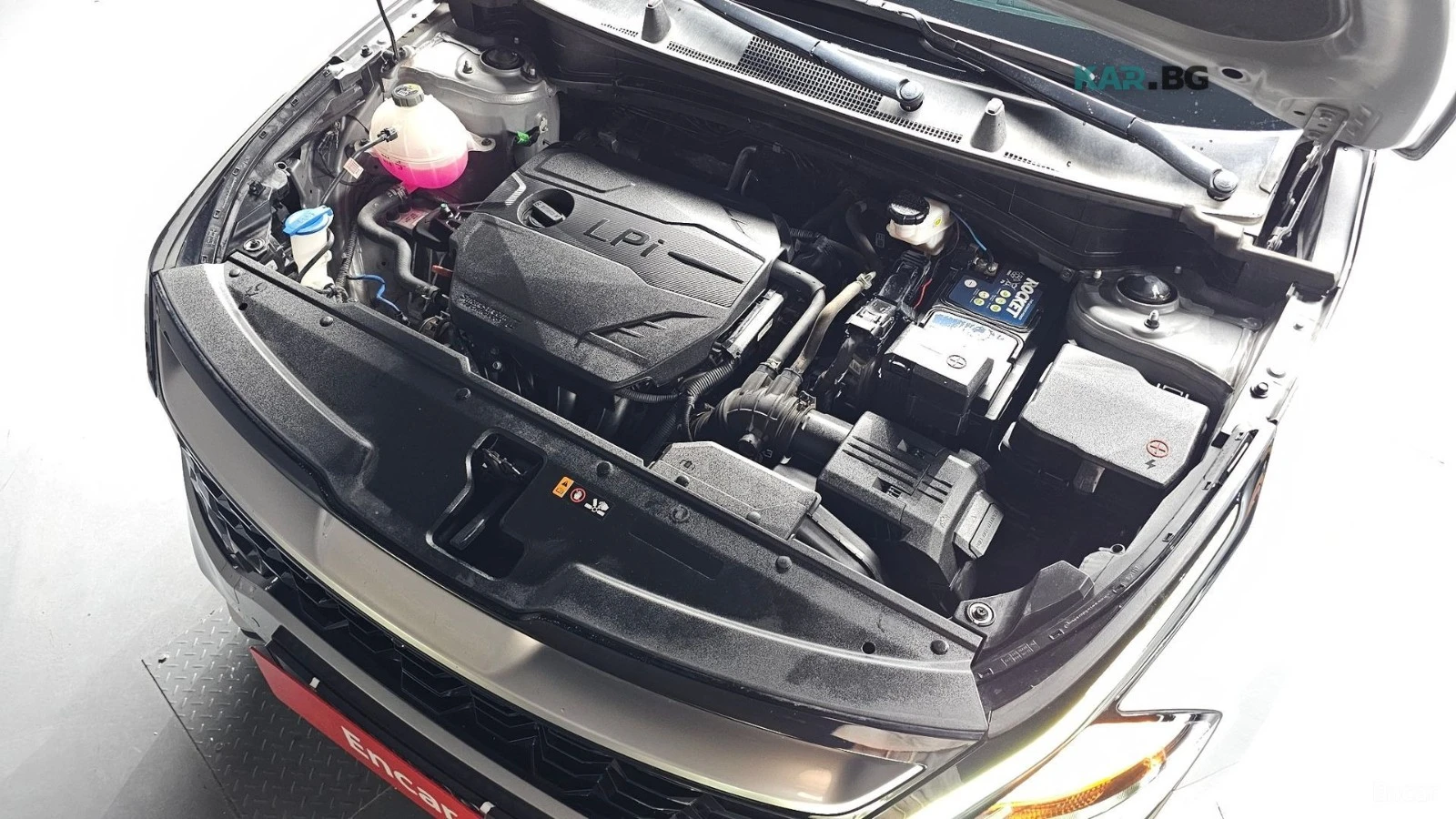 Kia Sportage SIGNATURE/2.0LPG/DRIVE-ASSISTS/PREMIUM INTERIOR, снимка 16 - Автомобили и джипове - 55393468