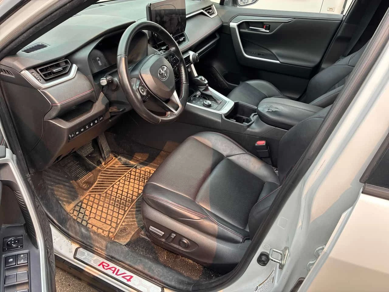 Toyota Rav4 * AWD * АВТОКРЕДИТ БЕЗ ПЪРВОНАЧАЛНА ВНОСКА* , снимка 5 - Автомобили и джипове - 55428203