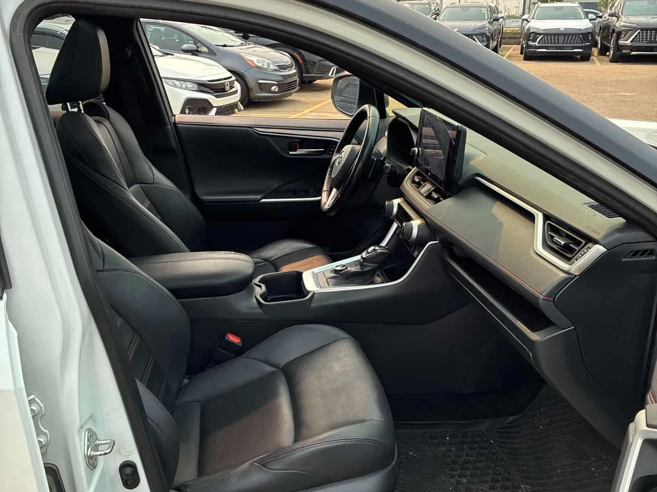 Toyota Rav4 * AWD * АВТОКРЕДИТ БЕЗ ПЪРВОНАЧАЛНА ВНОСКА* , снимка 15 - Автомобили и джипове - 55428203