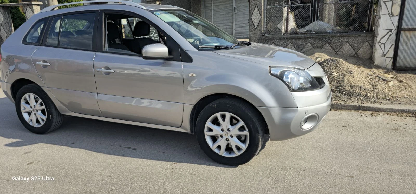 Renault Koleos, снимка 3 - Автомобили и джипове - 55958294