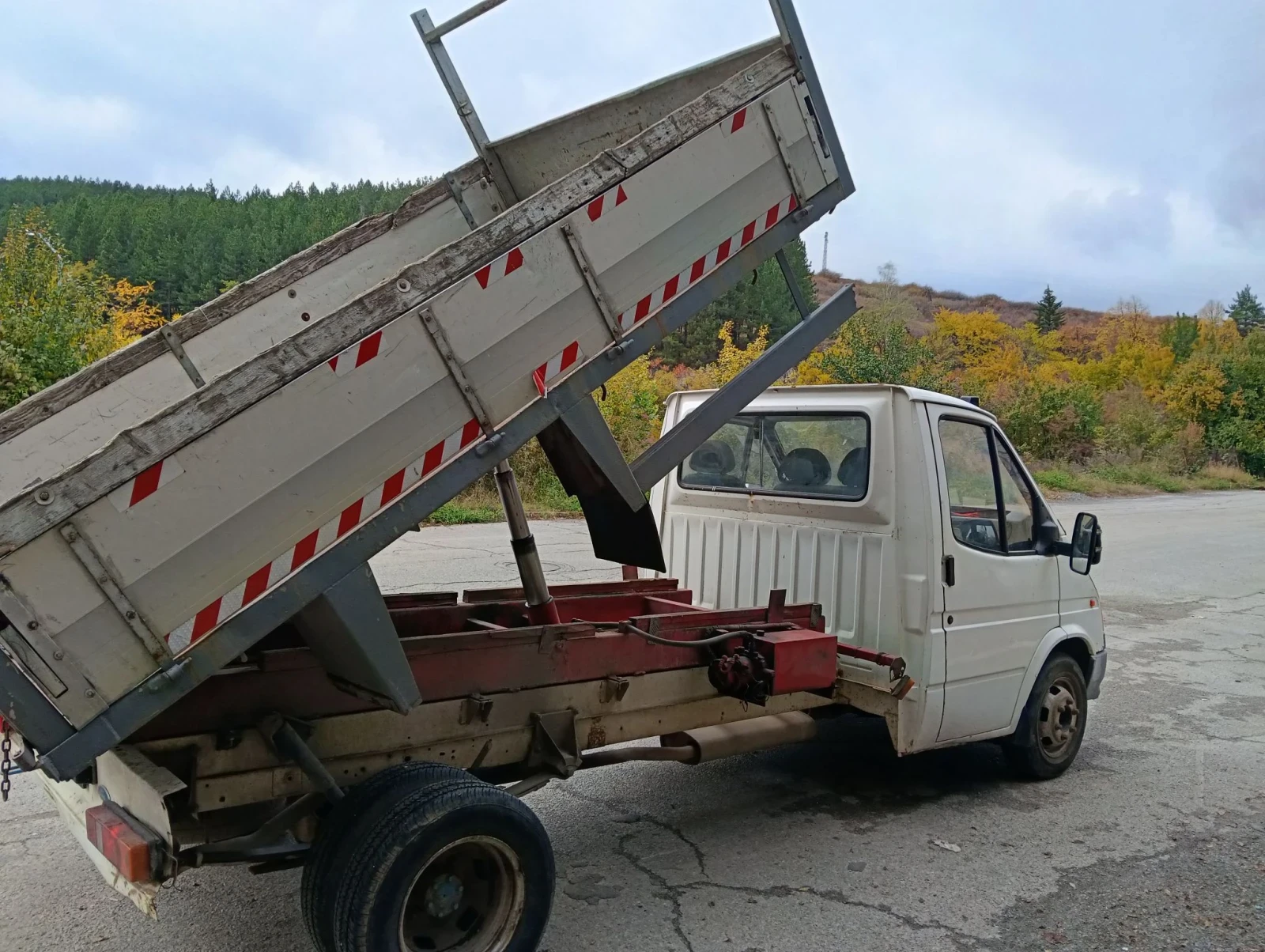 Ford Transit, снимка 2 - Камиони - 56504947