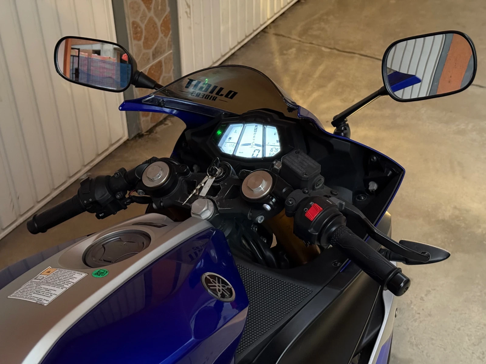 Yamaha Yzf R125 / AKRAPOVIC / BLUE RACING EDITION - изображение 4