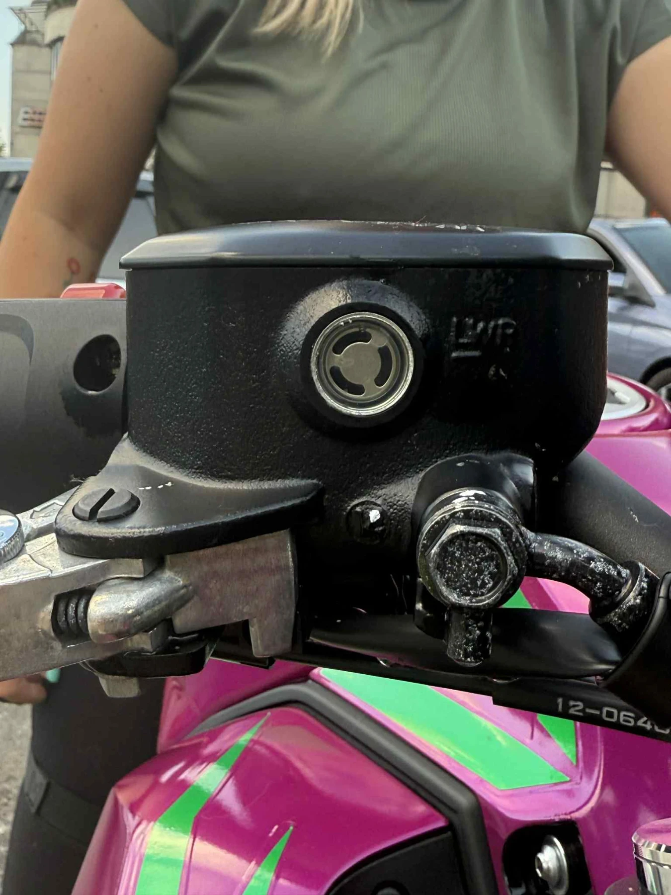 Kawasaki Z 650 ABS - изображение 7