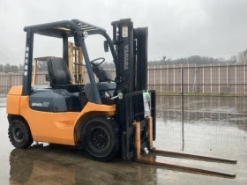 Мотокар Toyota ИЗРАВНИТЕЛ 2500кг, снимка 2