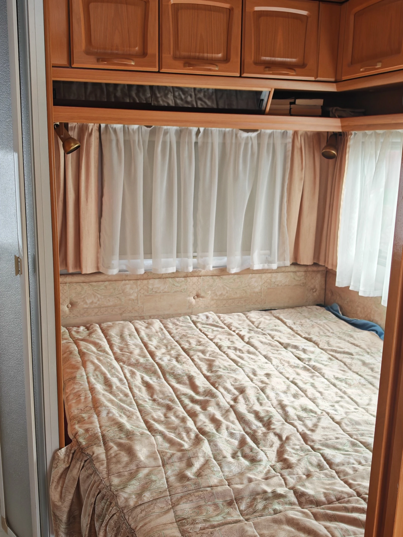 �������� Knaus Azur 490 | Mobile.bg � ����������� 8