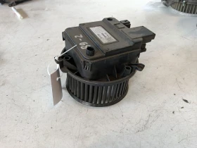 ����� �� �������� �� ���������� ����� 4M1820021 Audi A4